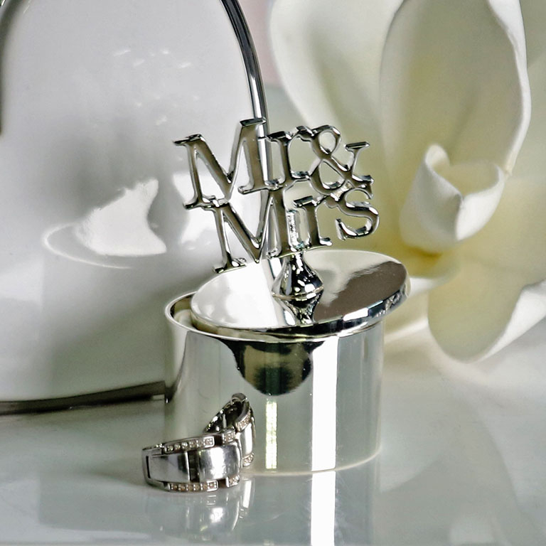 Ringbox Ringdose Schatulle Mr. & Mrs.